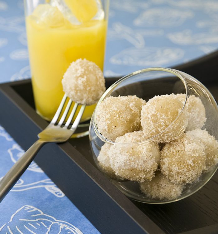 Αμυγδαλωτά με ροδάκινο