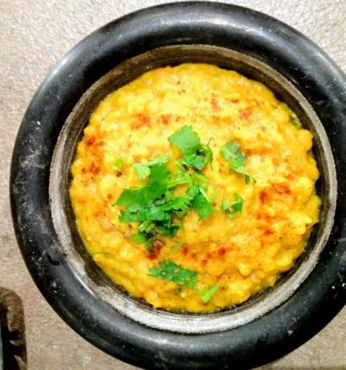 ΚΟΚΚΙΝΕΣ ΦΑΚΕΣ ΜΕ ΚΑΡΥ ΚΑΙ ΓΑΛΑ ΚΑΡΥΔΑΣ