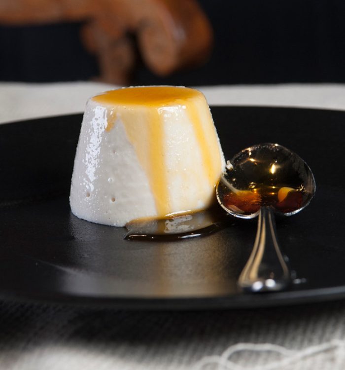 Νηστίσιμη πανακότα με σπιτικό γάλα αμυγδάλου