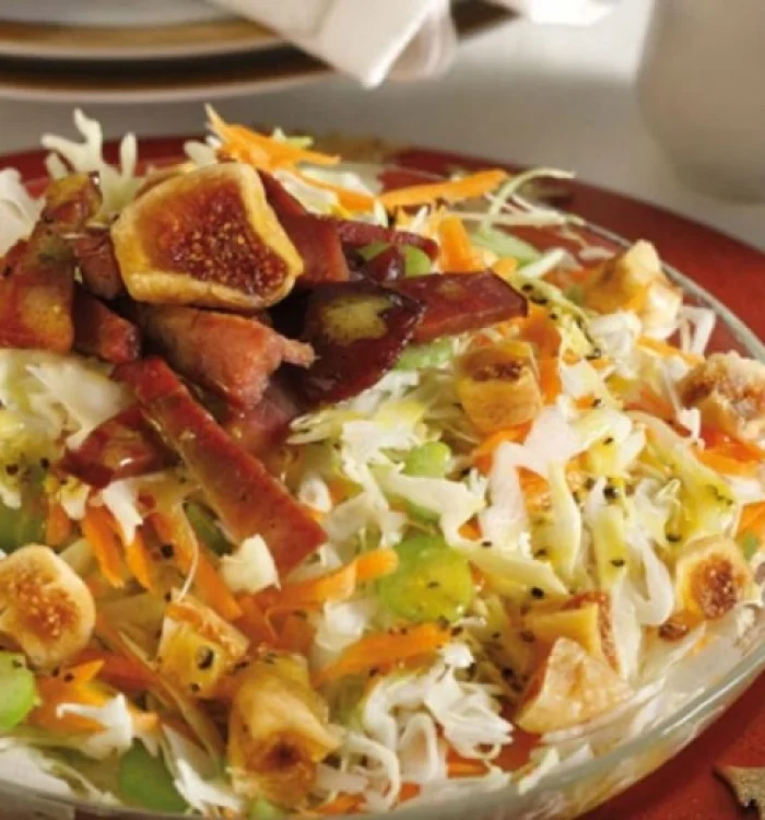 ΣΑΛΑΤΑ ΛΑΧΑΝΟ ΜΕ ΣΥΓΚΛΙΝΟ ΚΑΙ ΝΤΡΕΣΙΝΓΚ ΑΠΟ ΞΕΡΑ ΣΥΚΑ