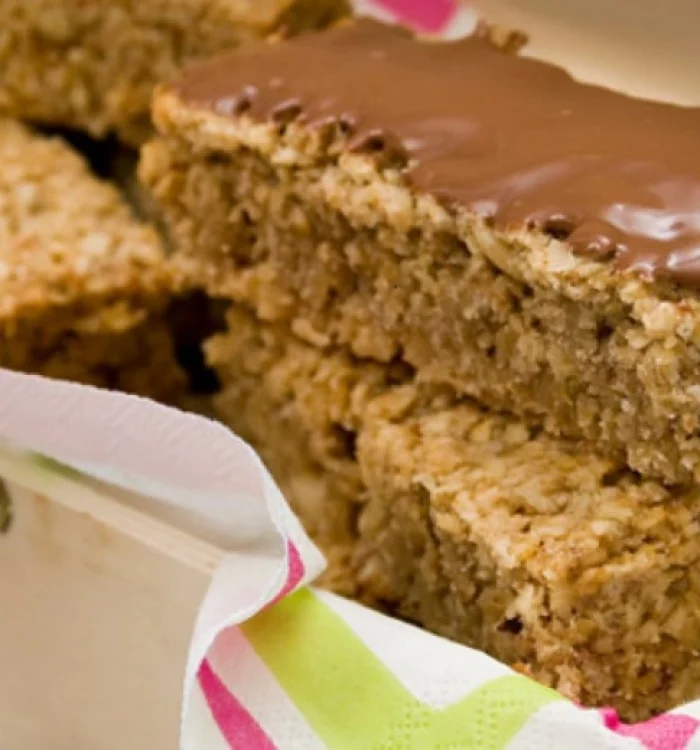 ΡΑΒΔΟΙ ΜΕ ΒΡΩΜΗ ΚΑΙ ΜΠΑΝΑΝΑ