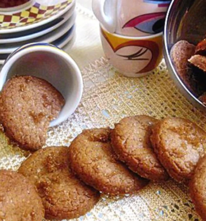 ΜΠΙΣΚΟΤΑ ΚΑΝΕΛΑΣ ΜΕ ΑΛΕΥΡΙ ΝΤΙΝΚΕΛ