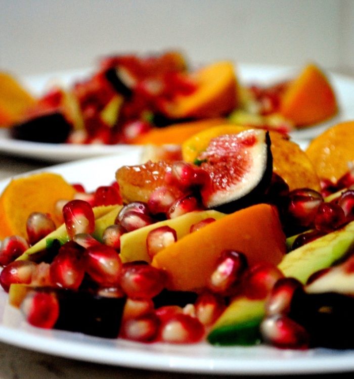 ΦΡΟΥΤΟΣΑΛΑΤΑ ΜΕ ΦΡΕΣΚΑ ΣΥΚΑ